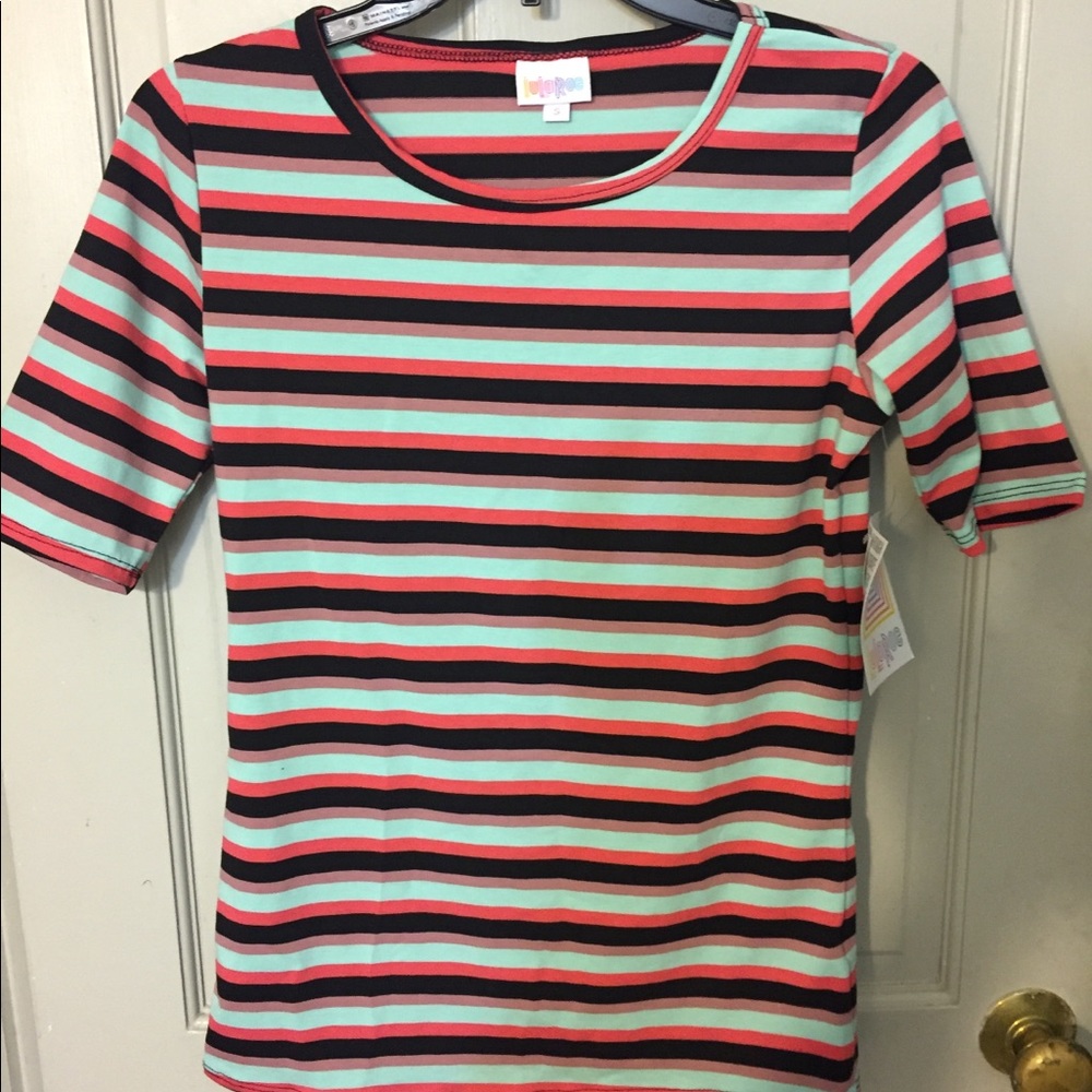 NWT Lularoe Striped Gigi size Small