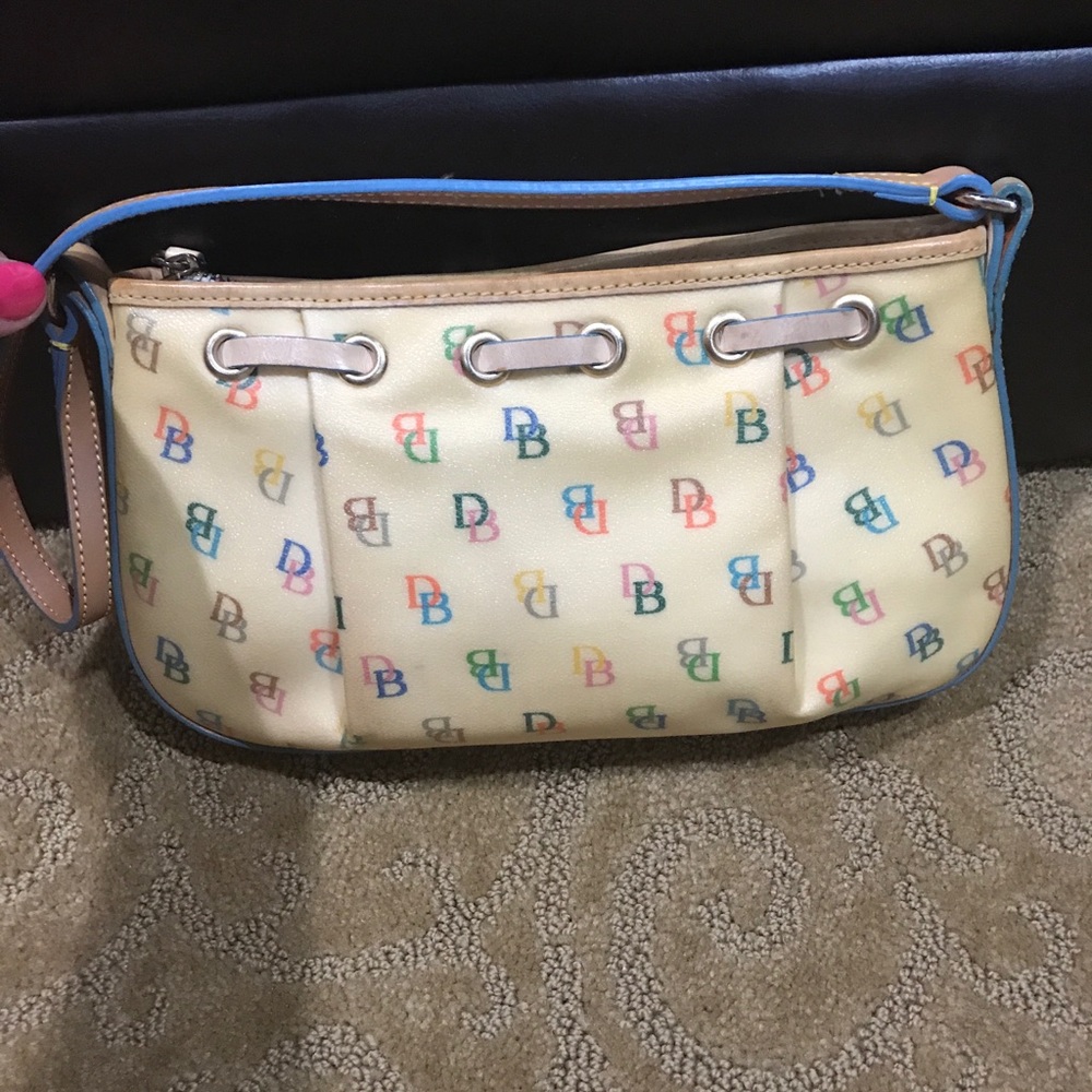 👛 - Picture 3 of 5