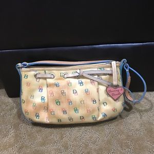 👛