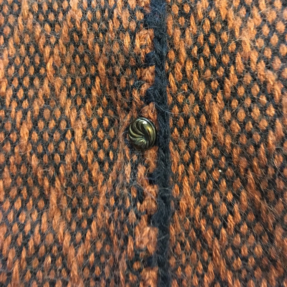Beautiful Handmade Cardigan - Picture 4 of 8