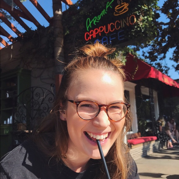 Meet your Posher, Ashleigh - Picture 1 of 1