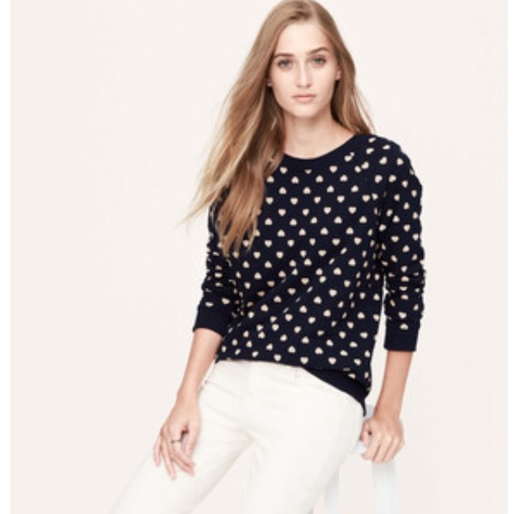 LOFT Tops - LOFT heart print sweatshirt top