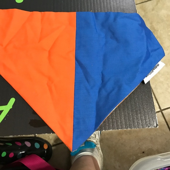 Pet bandanas GO GATORS! - Picture 2 of 3