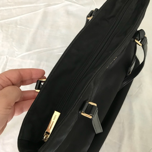 Michael kors bag - Picture 4 of 5