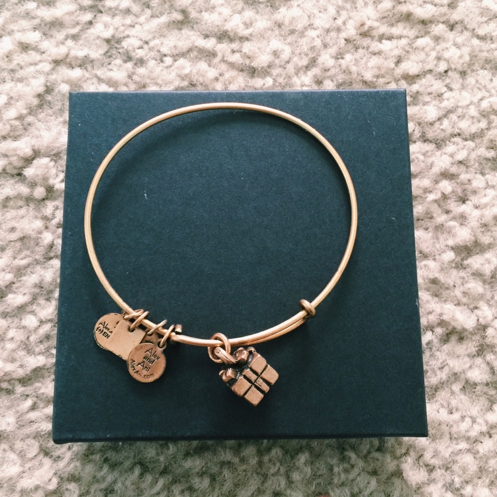 Gift Box Alex and Ani