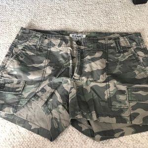 Women’s old navy camouflage short