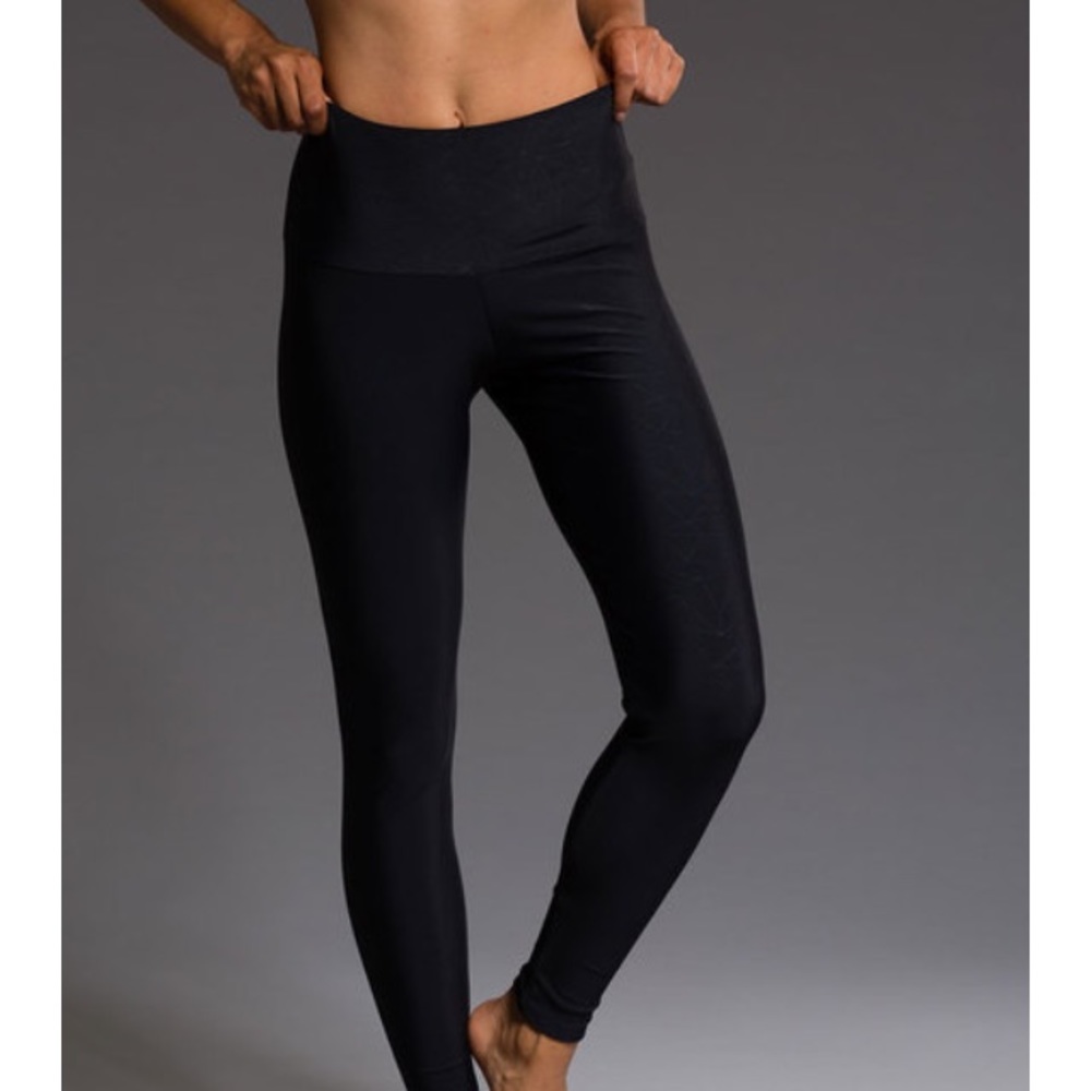 Onzie high rise leggings