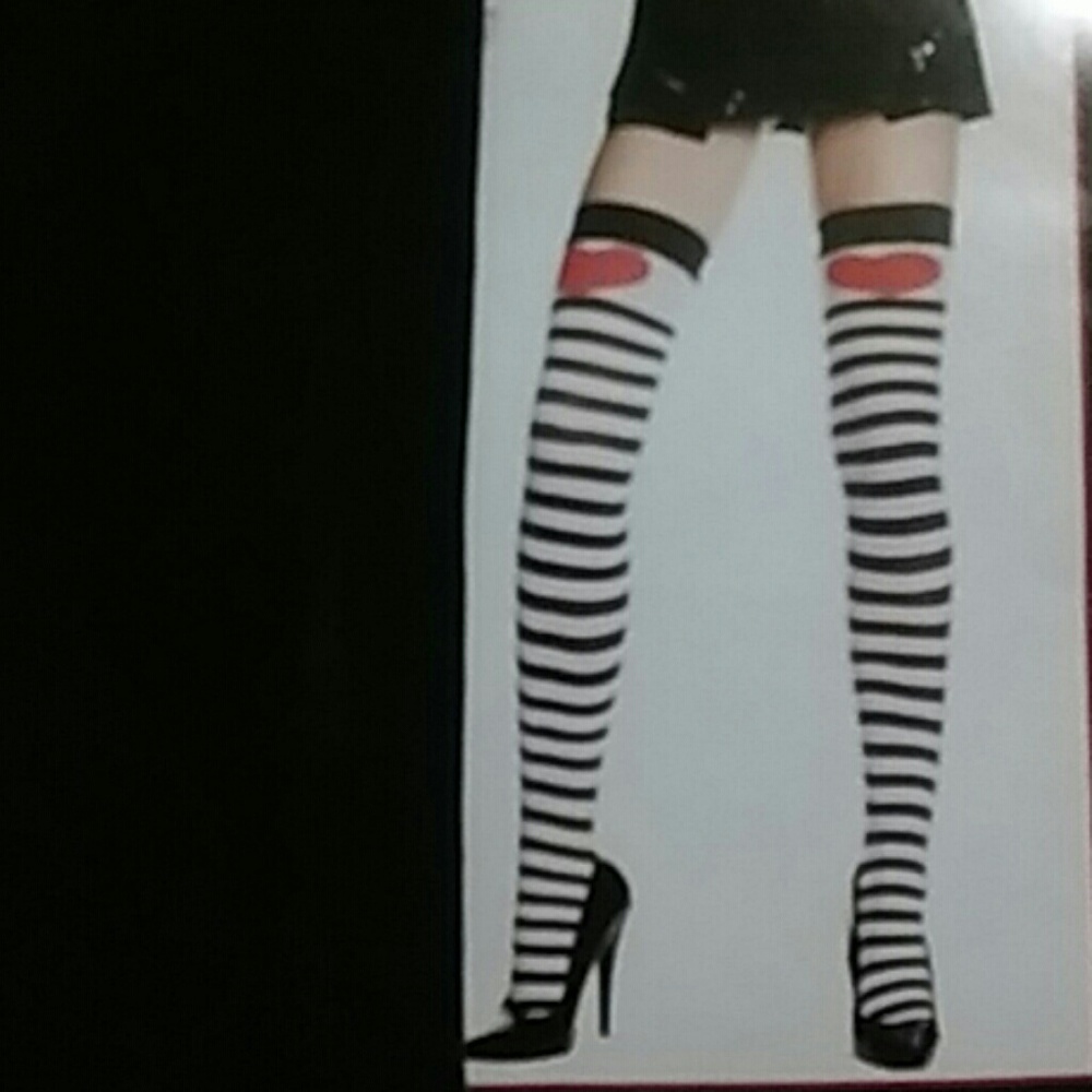Thigh High Strips/Heart❤