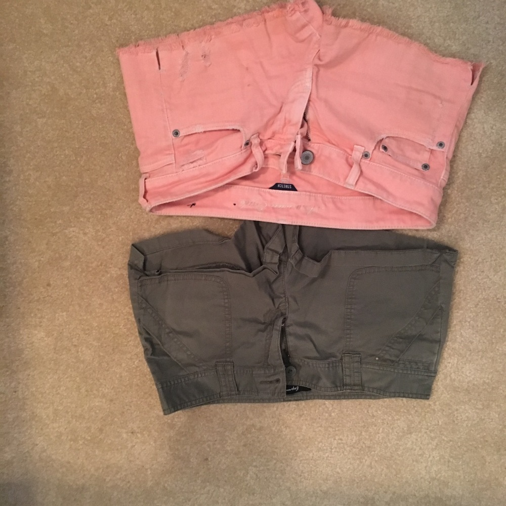 25$ for 4 Shorts!! Or 5$ each Women's shorts