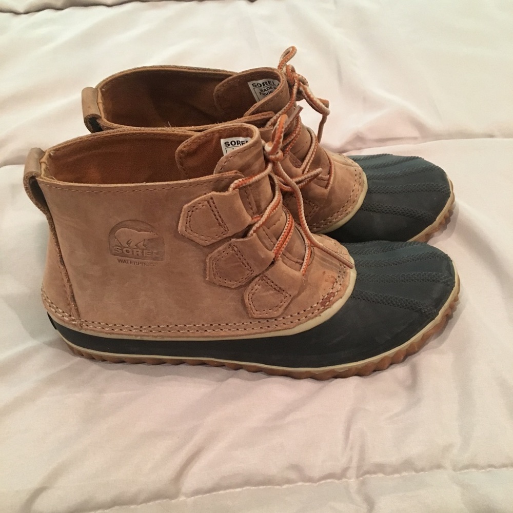 Sorel out and about bootie