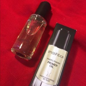 ⬇️⬇️💄New Smashbox primer oil 💄