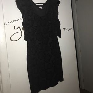 Black body con dress with velvet roses