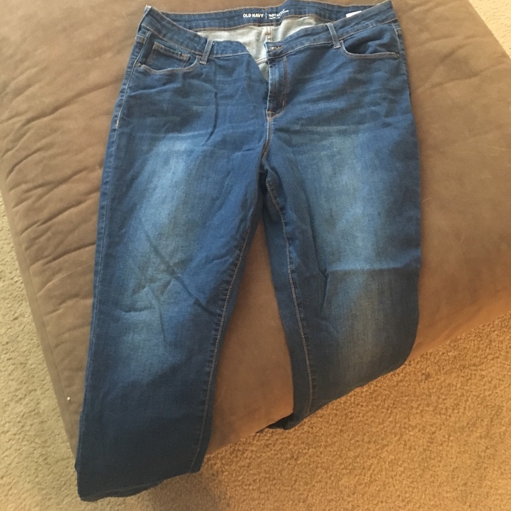 Old Navy Rockstar Jeans size 18