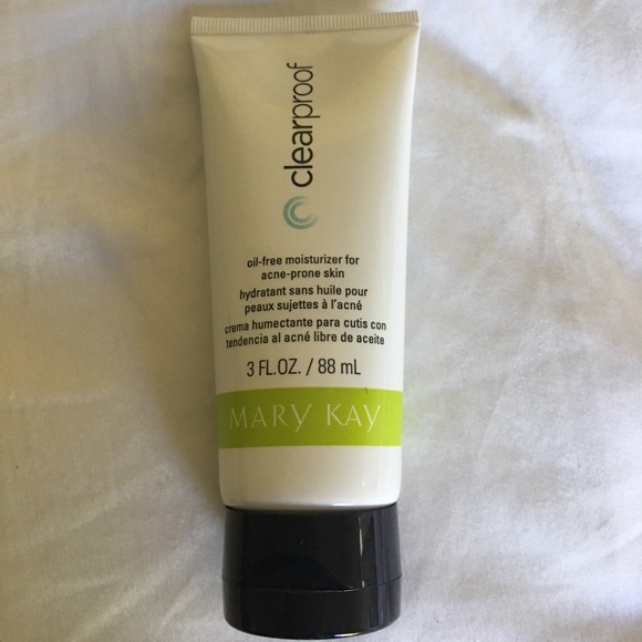 Mary Kay Clearproof Moisturizer-Never Been Opened - Picture 1 of 2