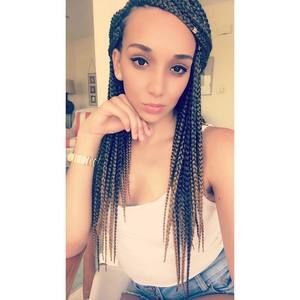 Meet your Posher, Danielle