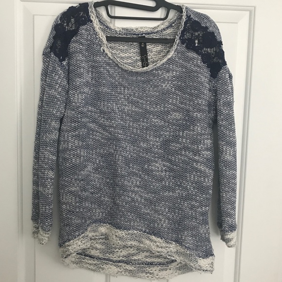 Jessica Simpson blue & white sweater - Picture 1 of 5