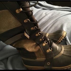 Sorel 👢 boots, used, size 9