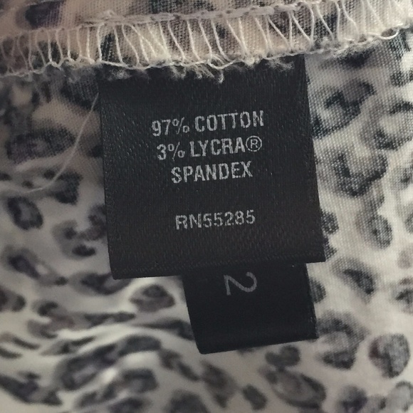 EXPRESS DESIGN STUDIO V NECK CHEETAH PRINT BLOUSE - Picture 7 of 7