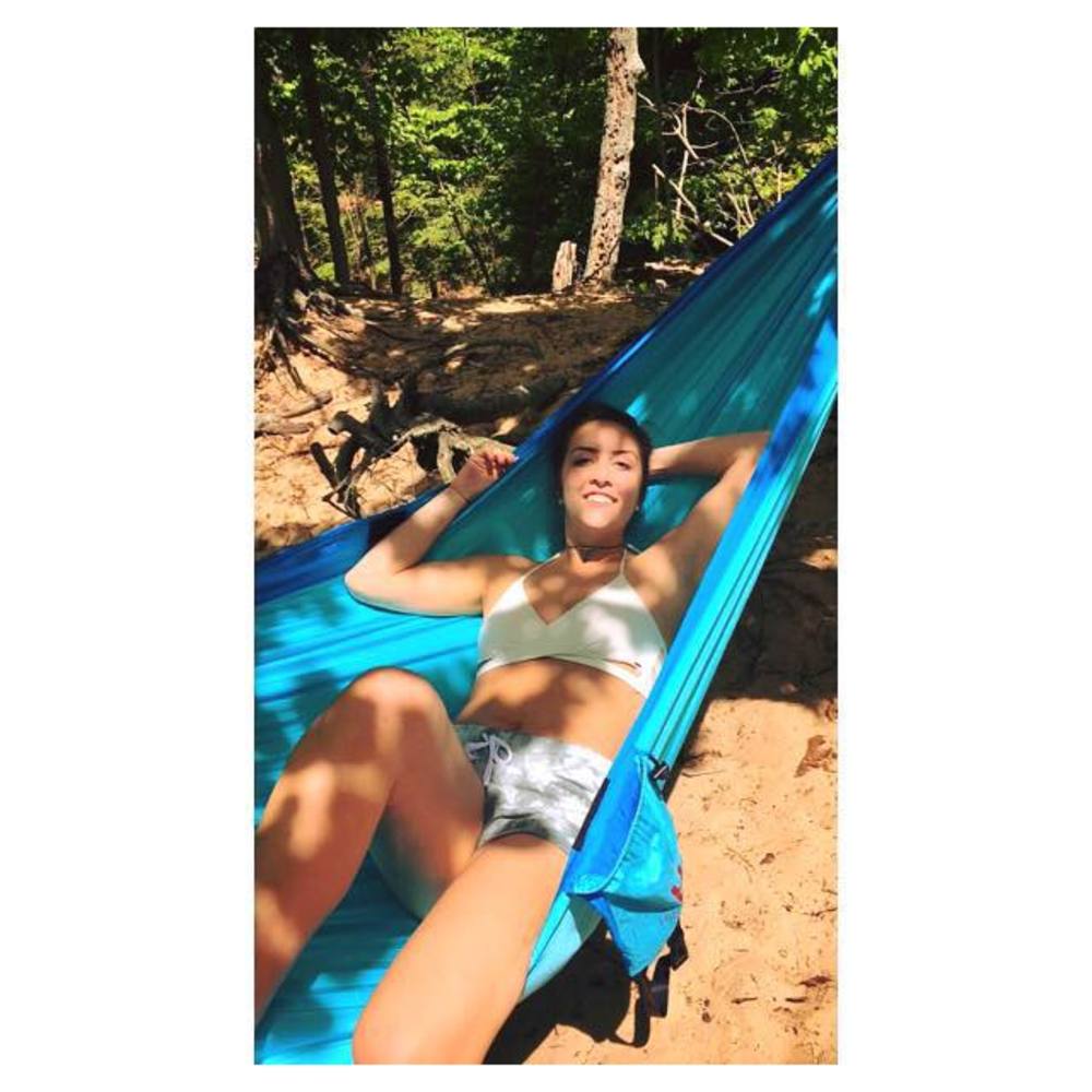 Meet your Posher, Alicia