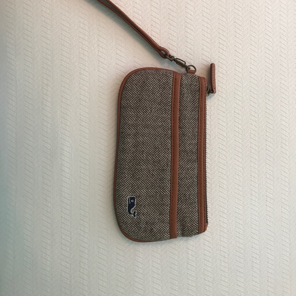Vineyard vines clutch wallet purse