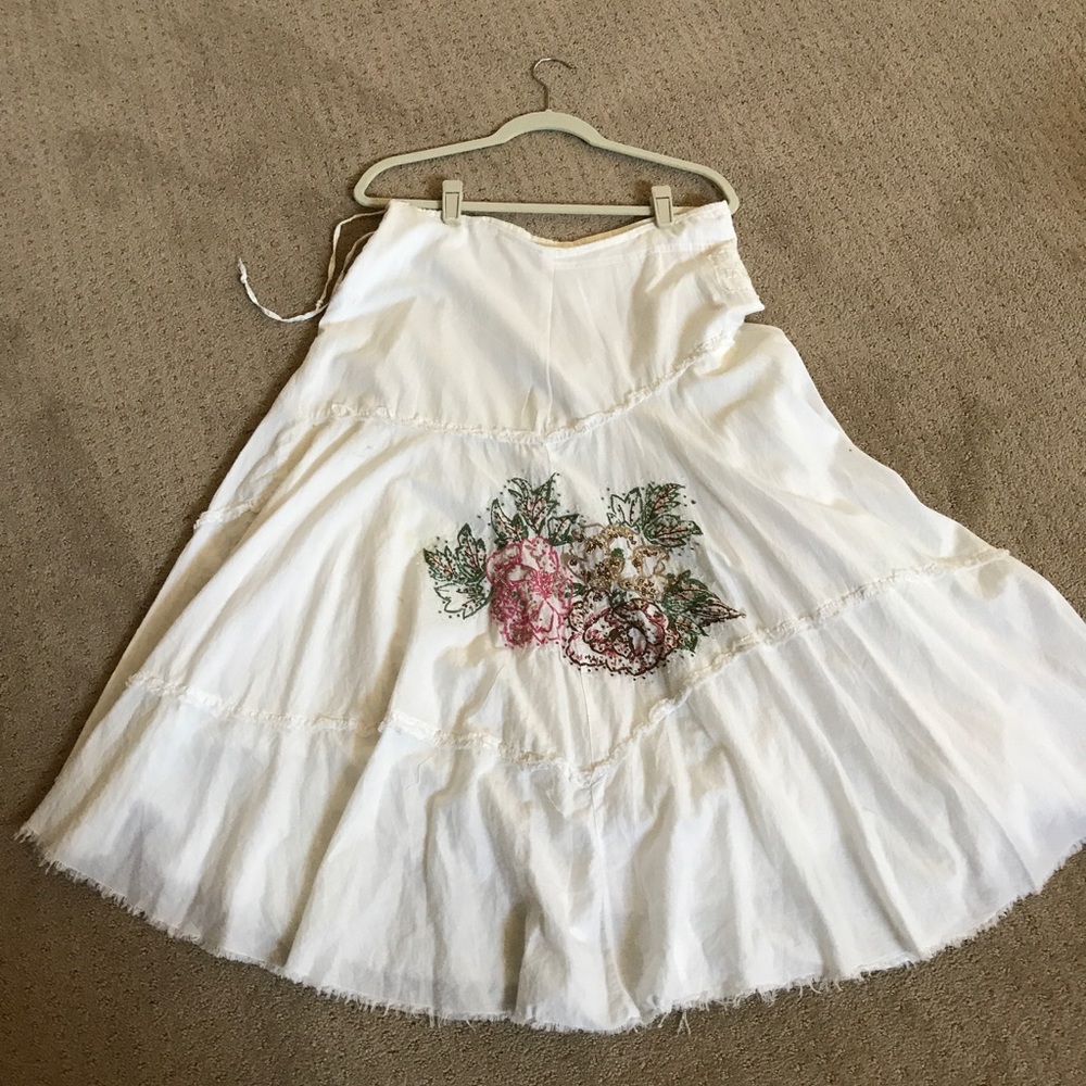 White embroidered cotton maxi skirt