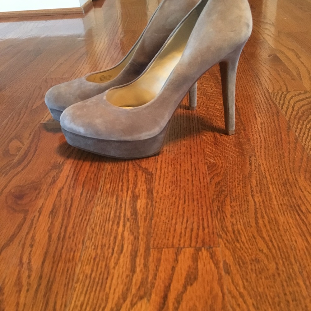 Gianni Bini Heels Size 8