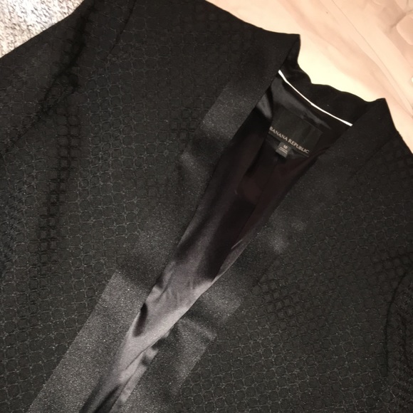 Women's Blazer - Picture 3 of 6