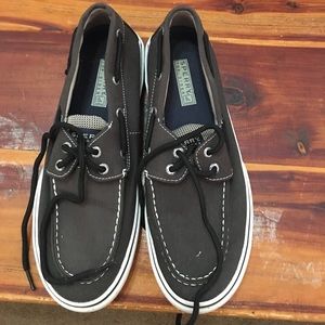 Hardly worn size 9 sperrys dark gray