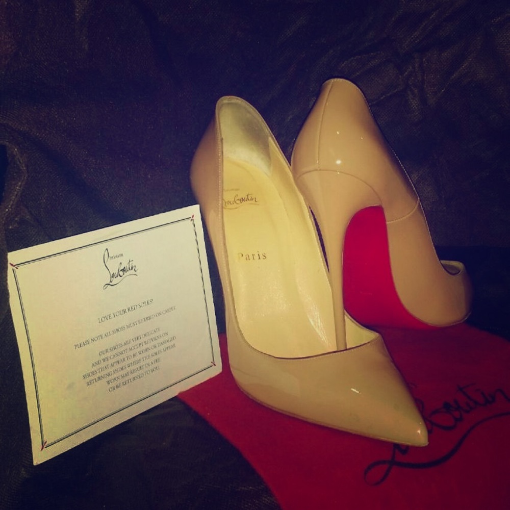 Auth Christian Louboutin Patent Leather Heels