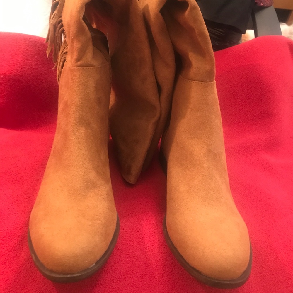 NEW Camel brown High knee boots with fringes!