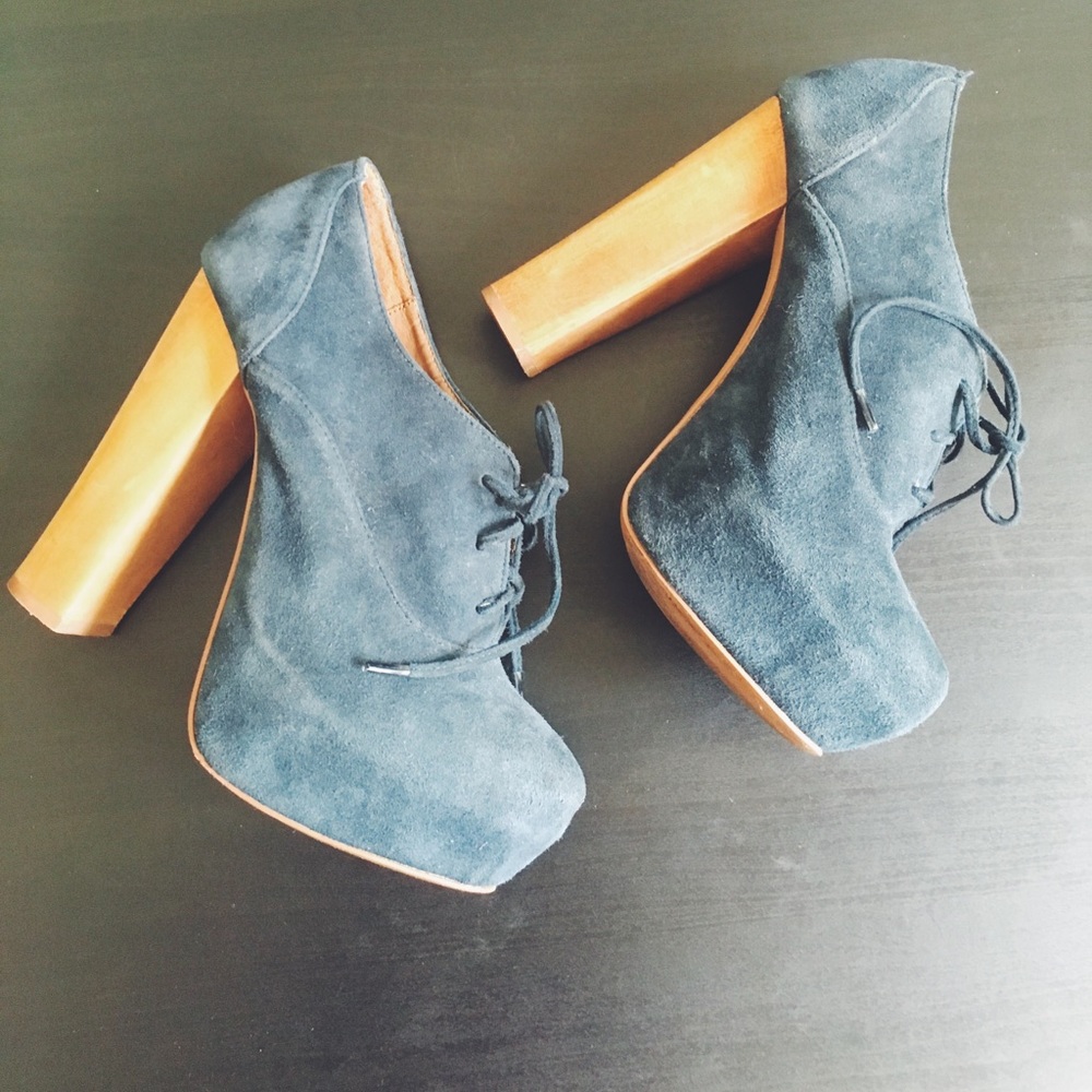 Steve Madden Navy Blue Booties ‼️‼️