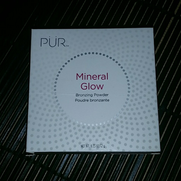 Pur Minerals Other - CCOSALE - NIB PUR Mineral Glow Bronzing Powder Pur Minerals Other - CCOSALE - NIB PUR Mineral Glow Bronzing Powder