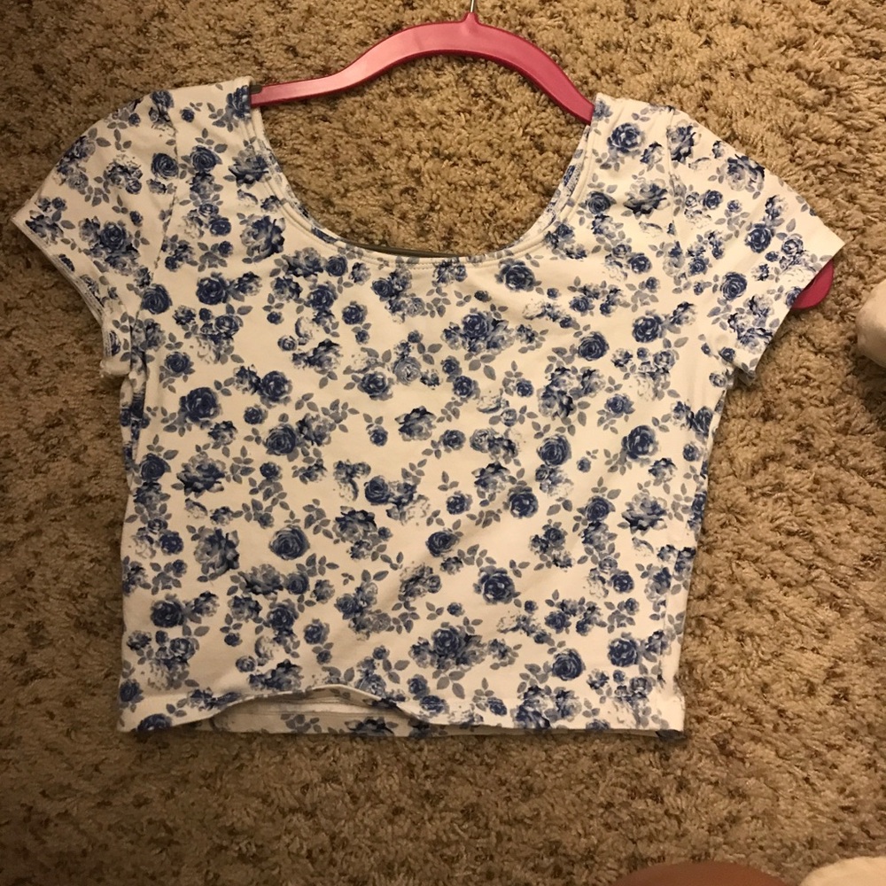 crop top