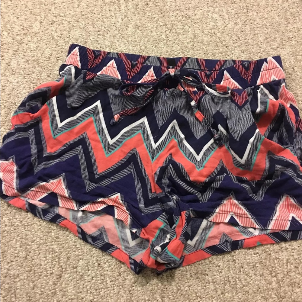 M Geometric Soft Shorts