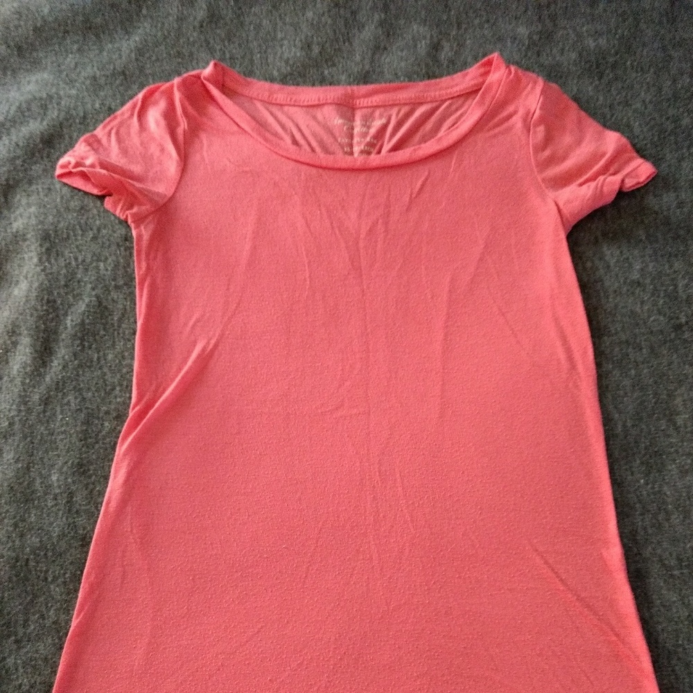 American Eagle Favorite Tee