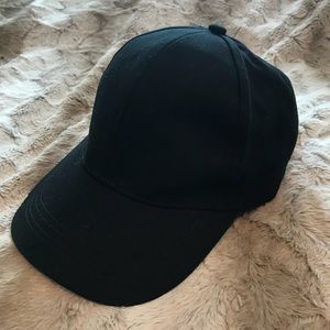 Women’s Black Baseball Cap