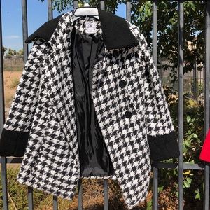 Brand new no tags Houndstooth coat