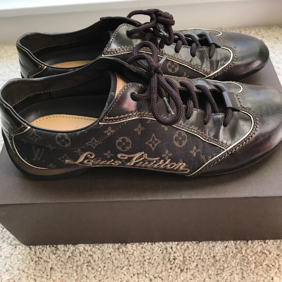 Louis Vuitton gym shoes - Picture 2 of 4