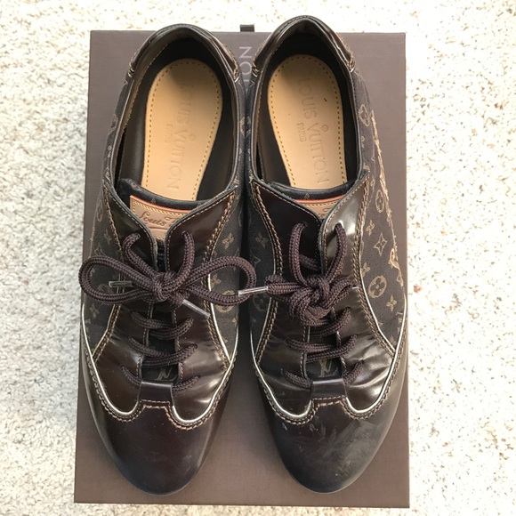 Louis Vuitton gym shoes - Picture 4 of 4