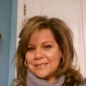 Meet your Posher, Janica