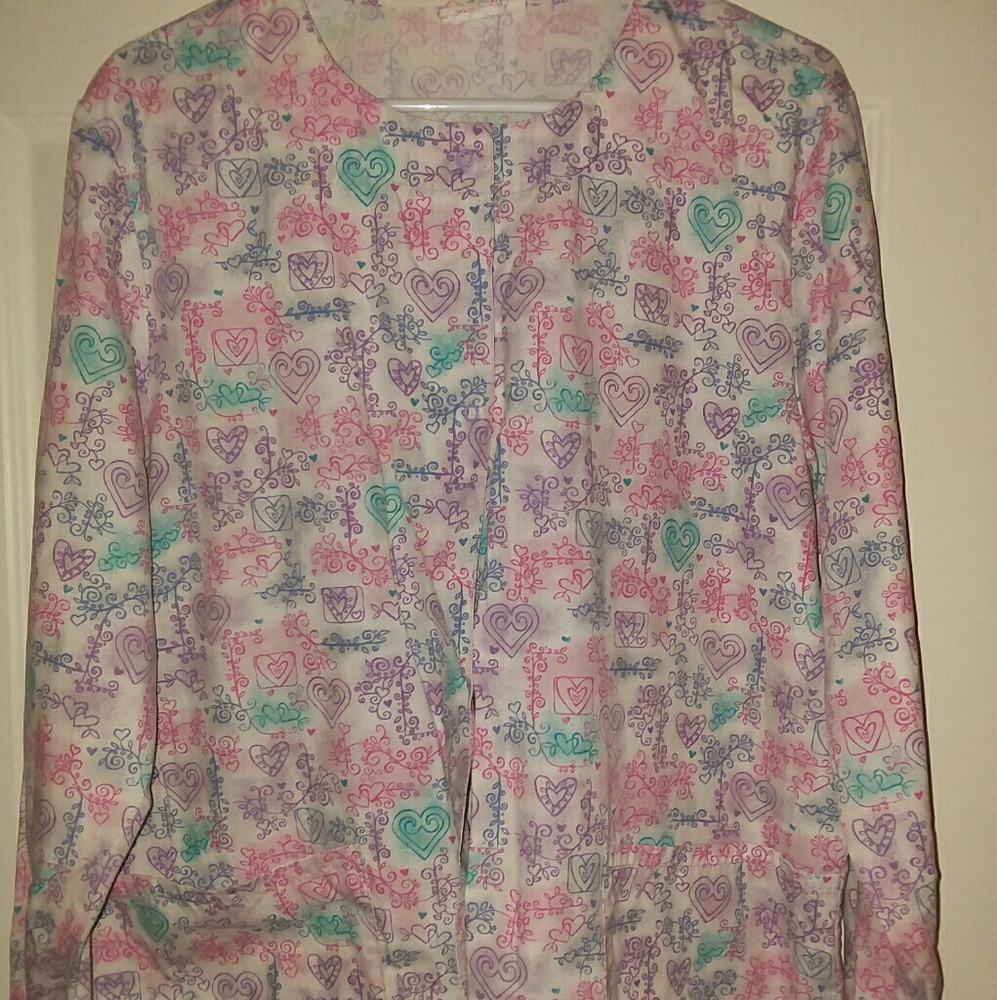 Long sleeve scrub top