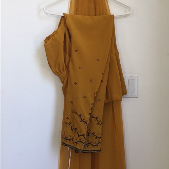 Mustard yellow Indian Kurta pajama - Picture 5 of 6