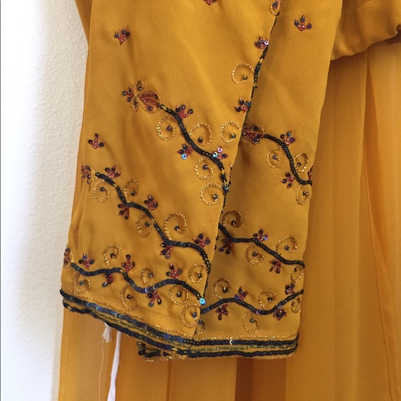 Mustard yellow Indian Kurta pajama - Picture 6 of 6