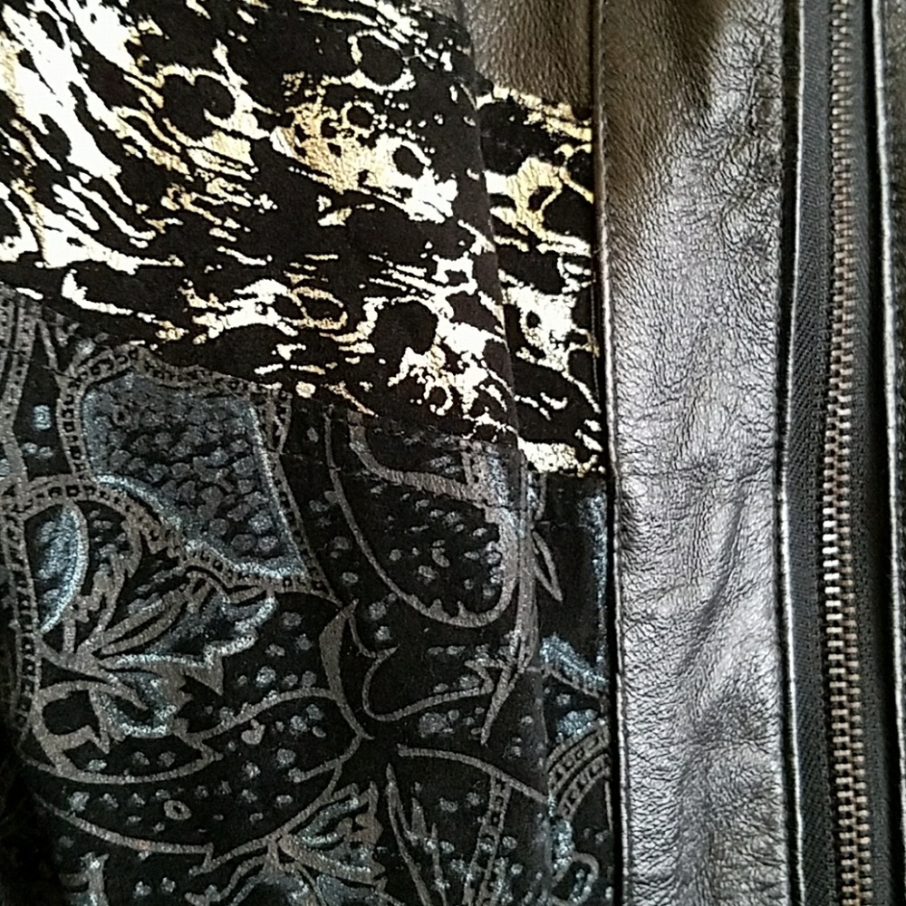 Leather jacket - Picture 2 of 6