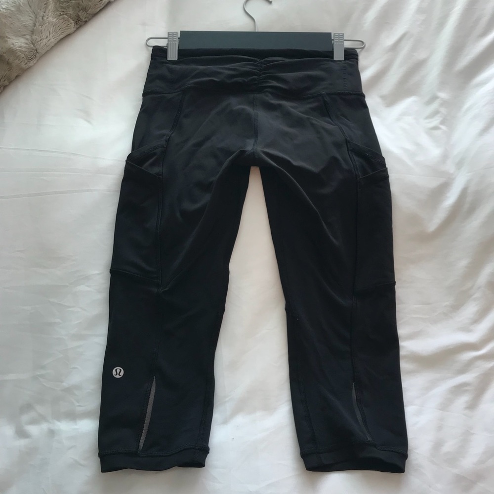 Lululemon Cropped Mesh Leggings