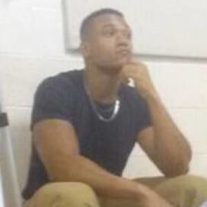 Meet your Posher, Devin