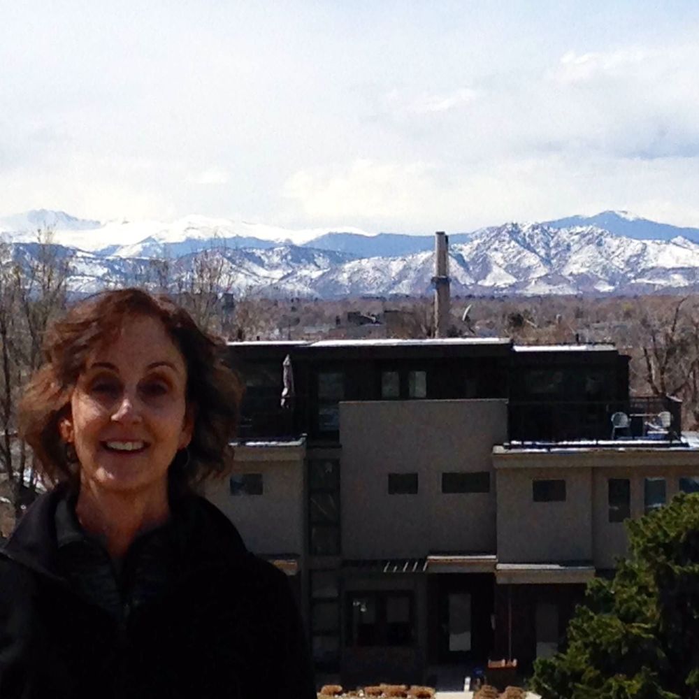 Meet your Posher, Lori