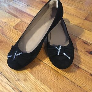AUTHENTIC UGG SUEDE FLATS
