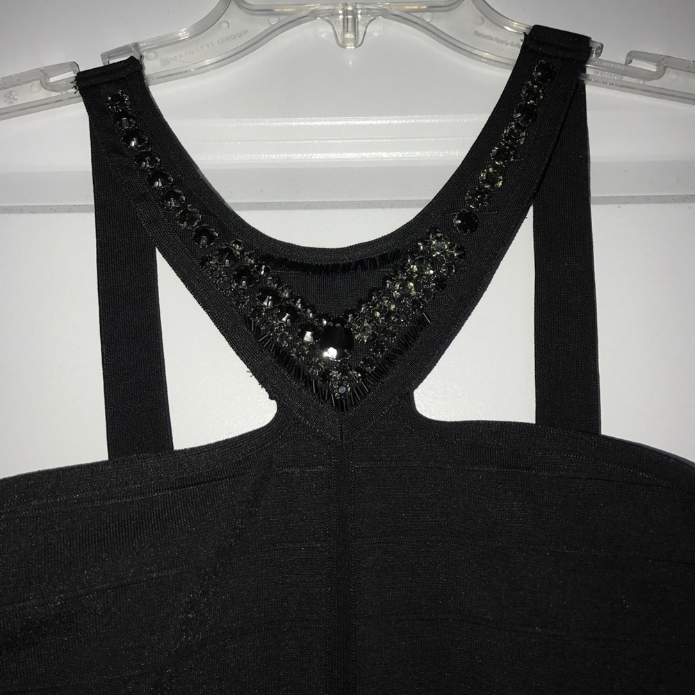 Bodycon dress with jeweled neckline