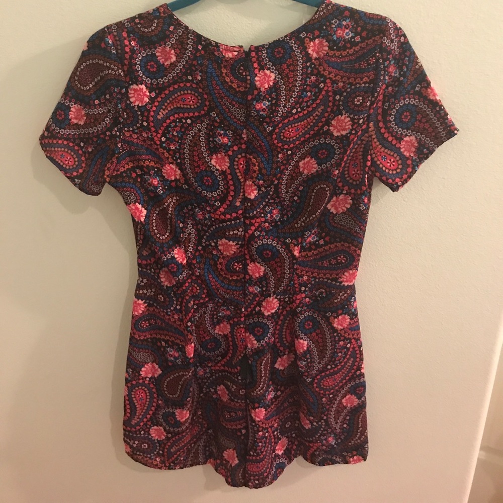 Romper - Picture 2 of 3